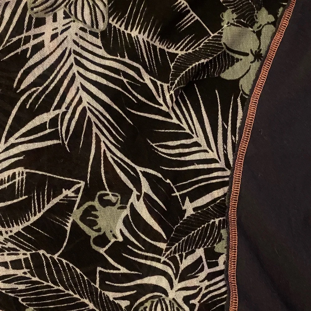 We The Free Black Green & Orange Floral Flowy Short Sleeve Top - Picture 5 of 6